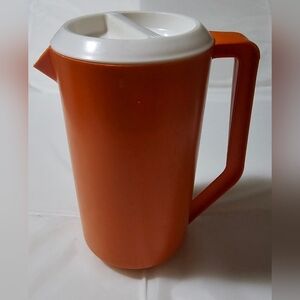 Rubbermaid Orange Pitcher with White Lid